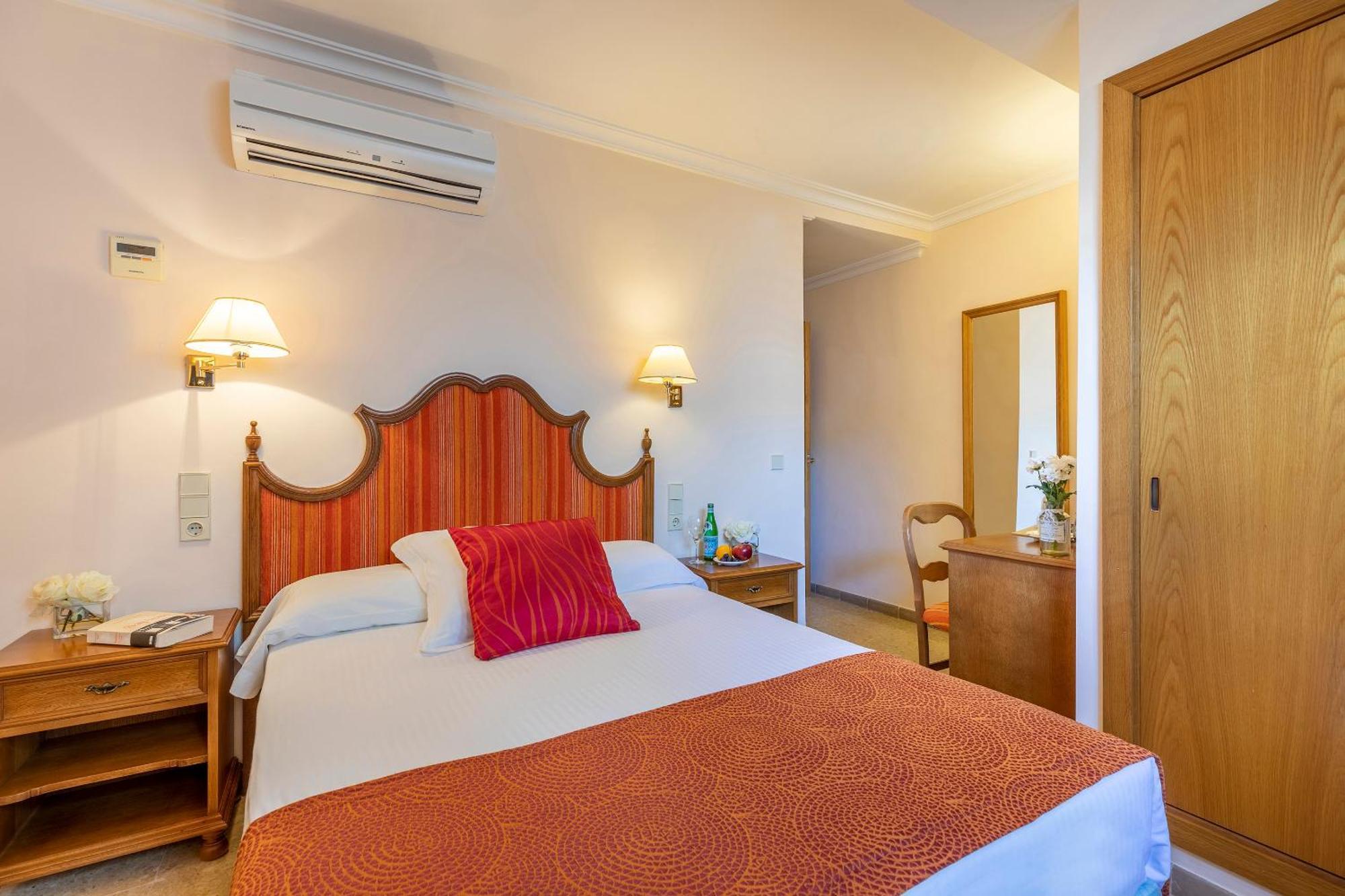 Miramar Hotel