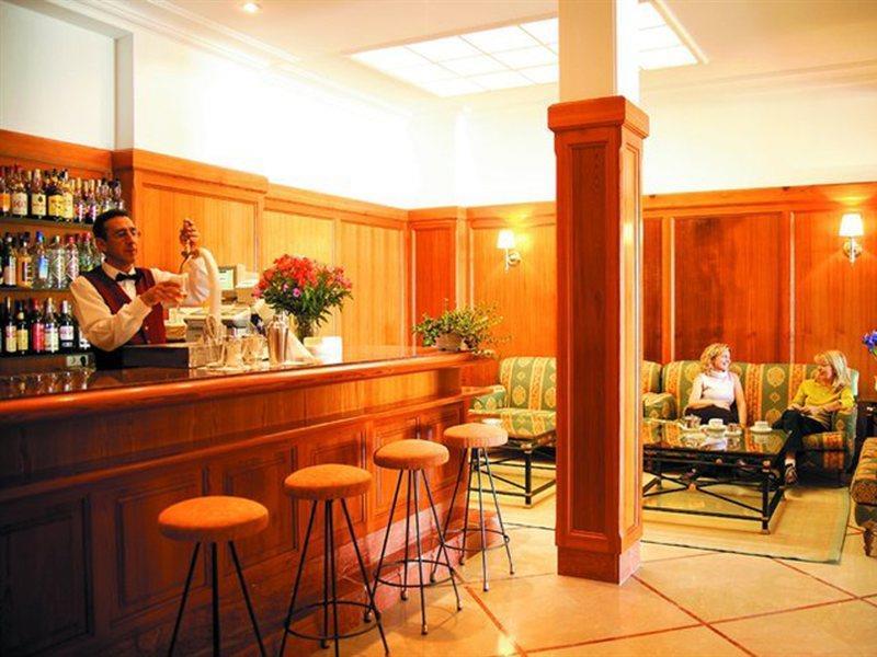 Miramar Hotel 4*